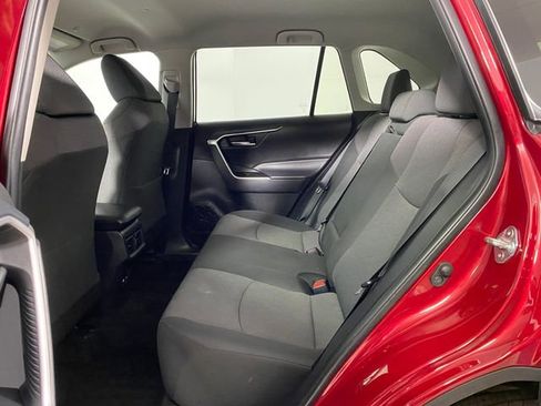 Used 2025 Toyota RAV4 XLE image 11