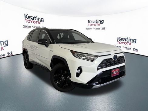 Certified 2020 Toyota RAV4 XSE AWD/4WD image 3