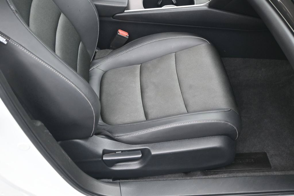 Used 2022 Honda Accord Sport image 11