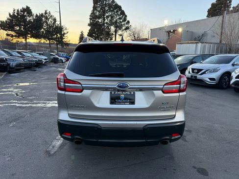 Used 2019 Subaru Ascent Limited image 9