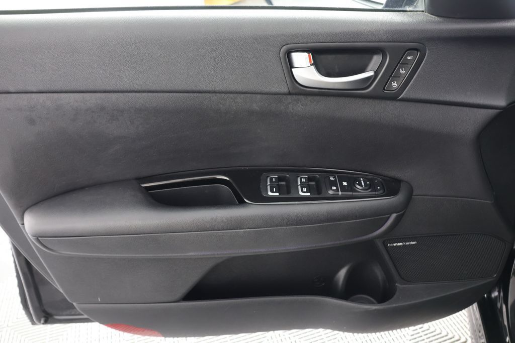 Used 2020 Kia Optima SX FWD image 26