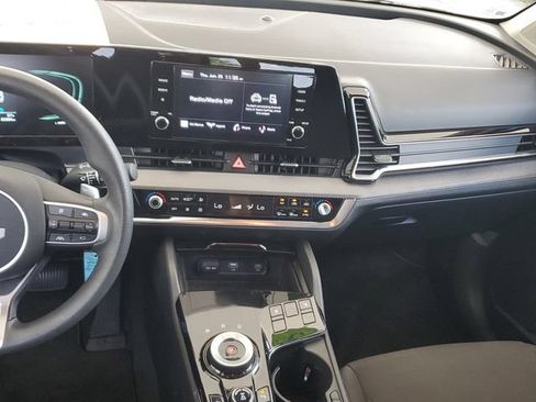 Certified 2023 Kia Sportage LX AWD/4WD image 12