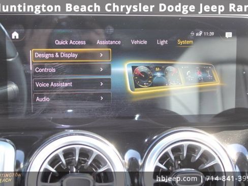 Used 2022 Mercedes-Benz GLB 250 image 25