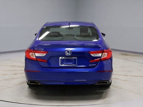 Used 2019 Honda Accord Sport image 8