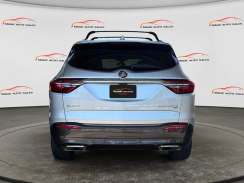 Used 2018 Buick Enclave Premium AWD/4WD image 9