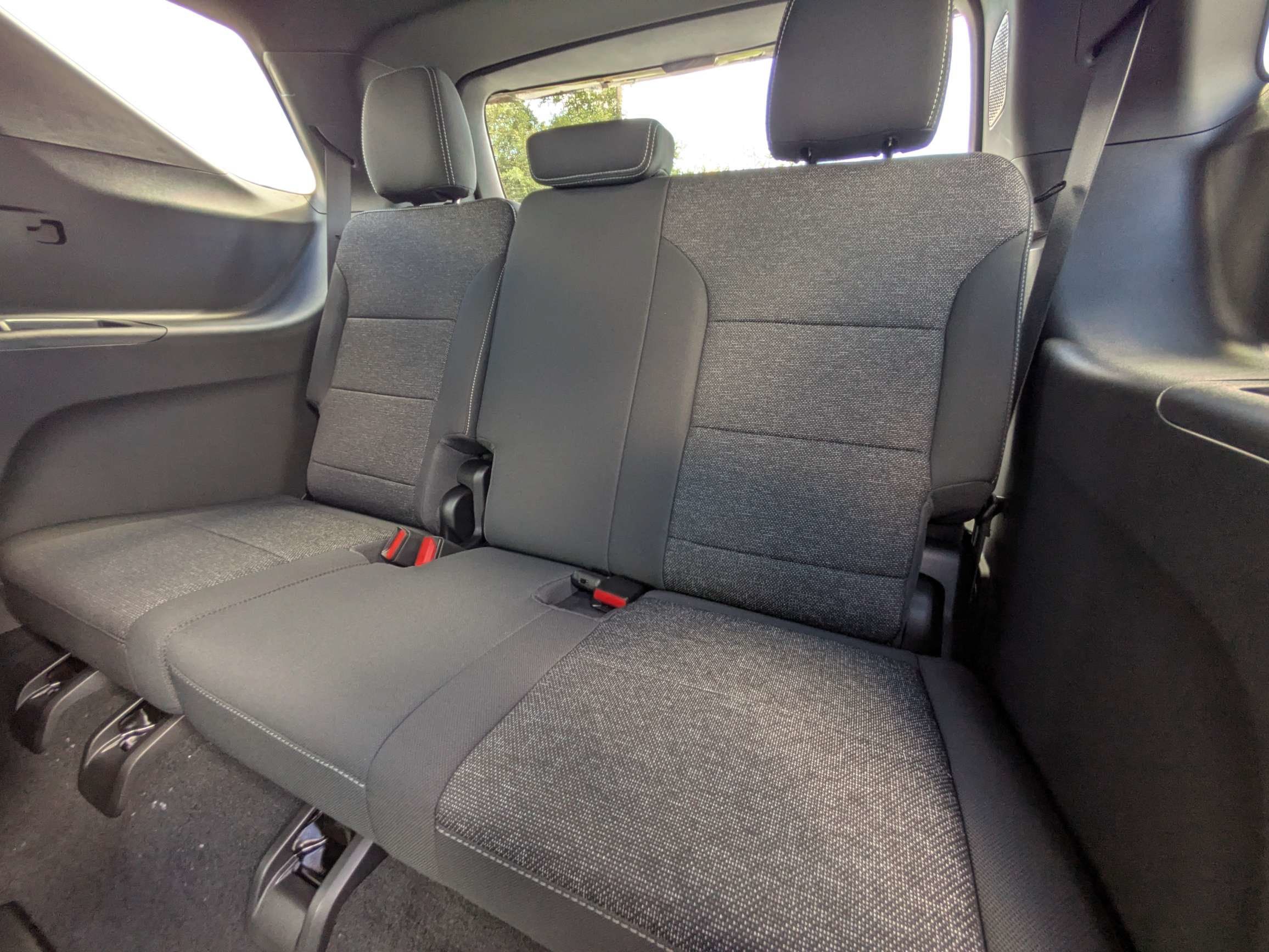 New 2027 Chevrolet Traverse LT w/ Midnight/Sport Edition FWD image 8