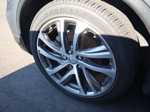 Used 2017 INFINITI QX50 2WD w/ Deluxe Touring Package image 15