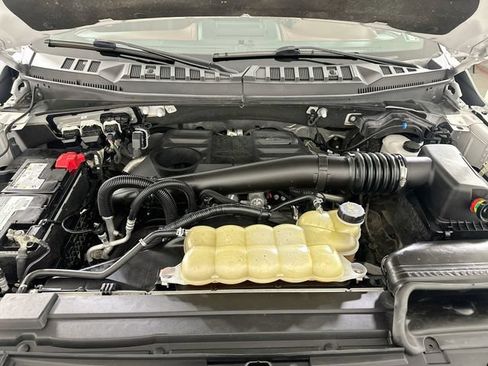 Used 2020 Ford F150 Platinum w/ Equipment Group 701A Luxury AWD/4WD image 37