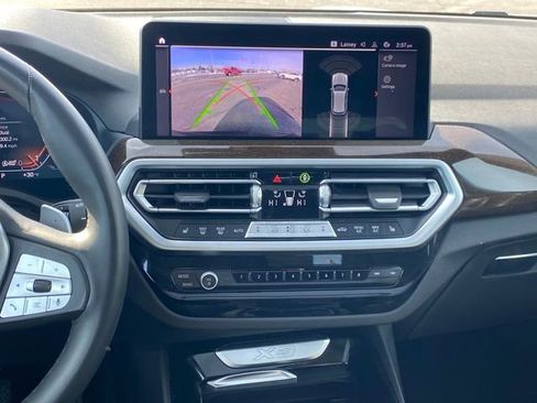 Used 2024 BMW X3 xDrive30i image 9