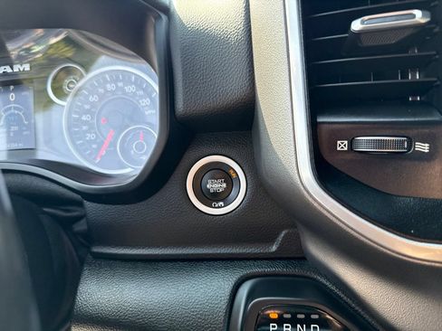 Certified 2019 RAM 1500 Big Horn AWD/4WD image 15