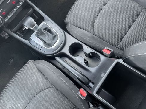 Used 2019 Kia Forte LXS image 21