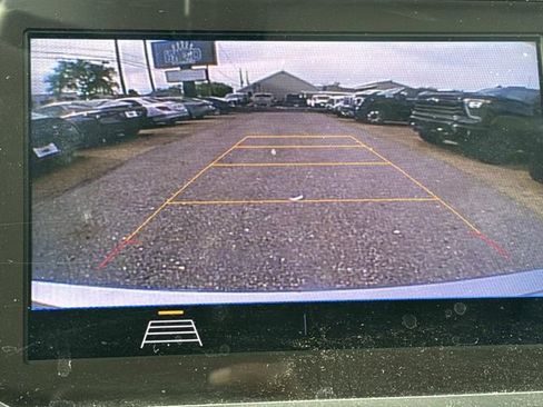 Used 2020 Chevrolet Malibu LT image 32