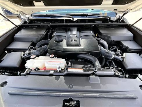 Used 2023 Lexus LX 600 4WD w/ Appearance Package image 29