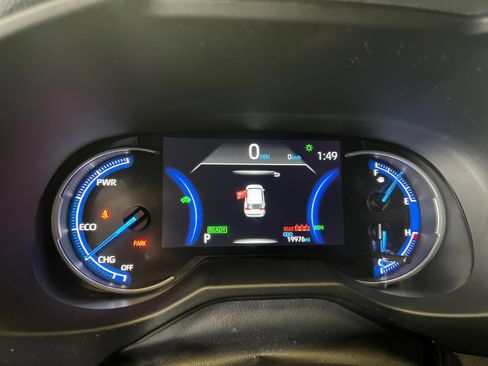 Used 2023 Toyota RAV4 SE image 14