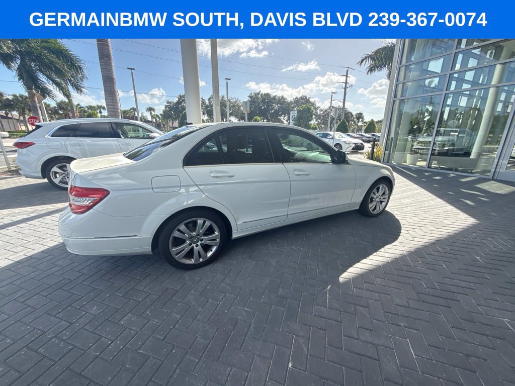 Used 2008 Mercedes-Benz C 300 Sedan image 3