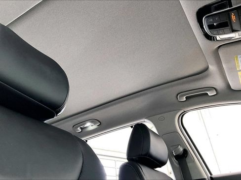 Used 2021 Hyundai Santa Fe Limited w/ Cargo Package FWD image 17