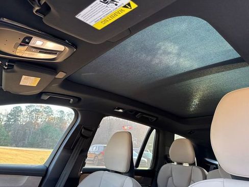 Certified 2026 Volvo XC90 B6 Plus w/ Protection Package Premier AWD/4WD image 27