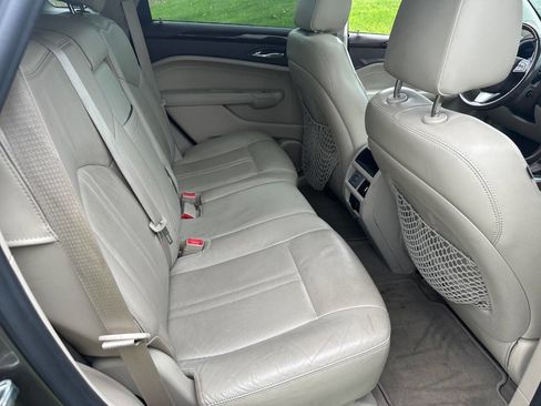 Used 2011 Cadillac SRX Luxury AWD/4WD image 8