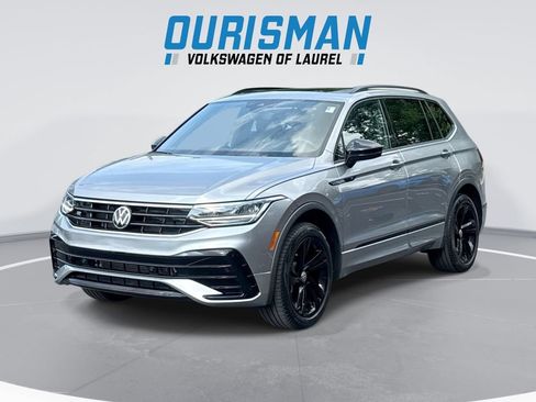 Used 2023 Volkswagen Tiguan SE R-Line FWD image 1