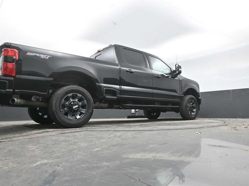 Used 2024 Ford F250 Lariat w/ Sport Appearance Package image 27