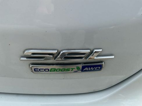 Used 2020 Ford Edge SEL w/ Convenience Package AWD/4WD image 17