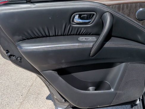 Used 2023 Nissan Armada Platinum w/ Captain's Chairs Package RWD image 38