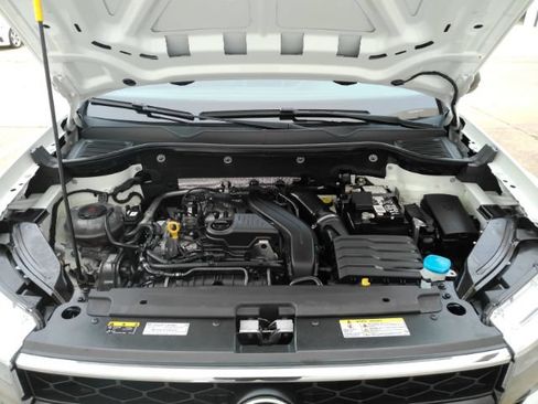 Used 2024 Volkswagen Taos S FWD image 49