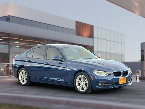 Used 2016 BMW 328i Sedan RWD image 13
