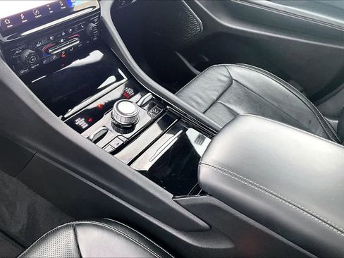 Used 2024 Jeep Grand Cherokee Overland image 17