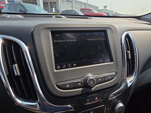 Used 2022 Chevrolet Equinox LT image 12