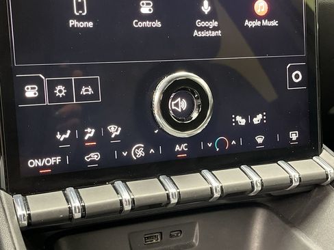 Certified 2025 GMC Terrain Elevation AWD/4WD image 20