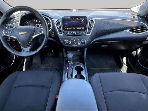Used 2024 Chevrolet Malibu RS FWD image 15