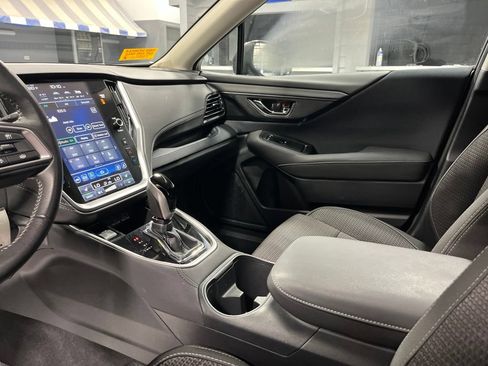 Certified 2025 Subaru Outback Premium AWD/4WD image 16