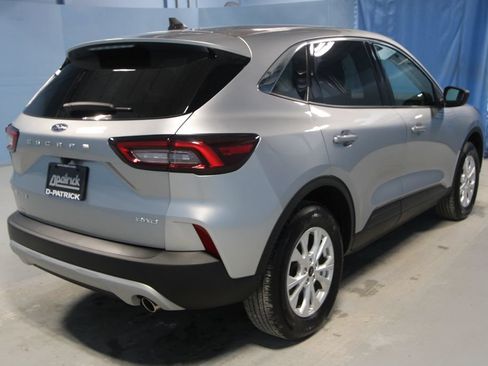 Used 2024 Ford Escape Active AWD/4WD image 28