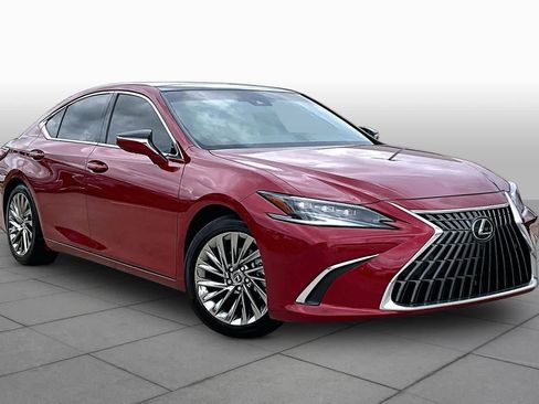 Used 2025 Lexus ES 350 Ultra Luxury w/ Accessory Package (Z1) FWD image 3
