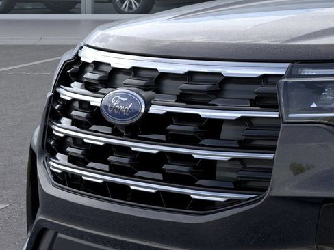 New 2026 Ford Explorer Active w/ Active Comfort Package AWD/4WD image 18