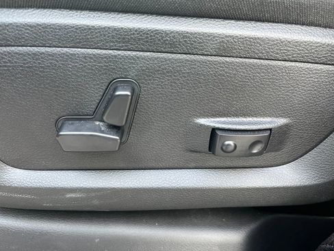 New 2026 RAM 3500 Big Horn image 31