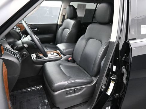 Used 2023 Nissan Armada SL w/ Captain's Chairs Package RWD image 18
