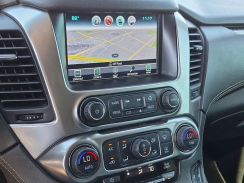 Used 2019 Chevrolet Suburban LT AWD/4WD image 25