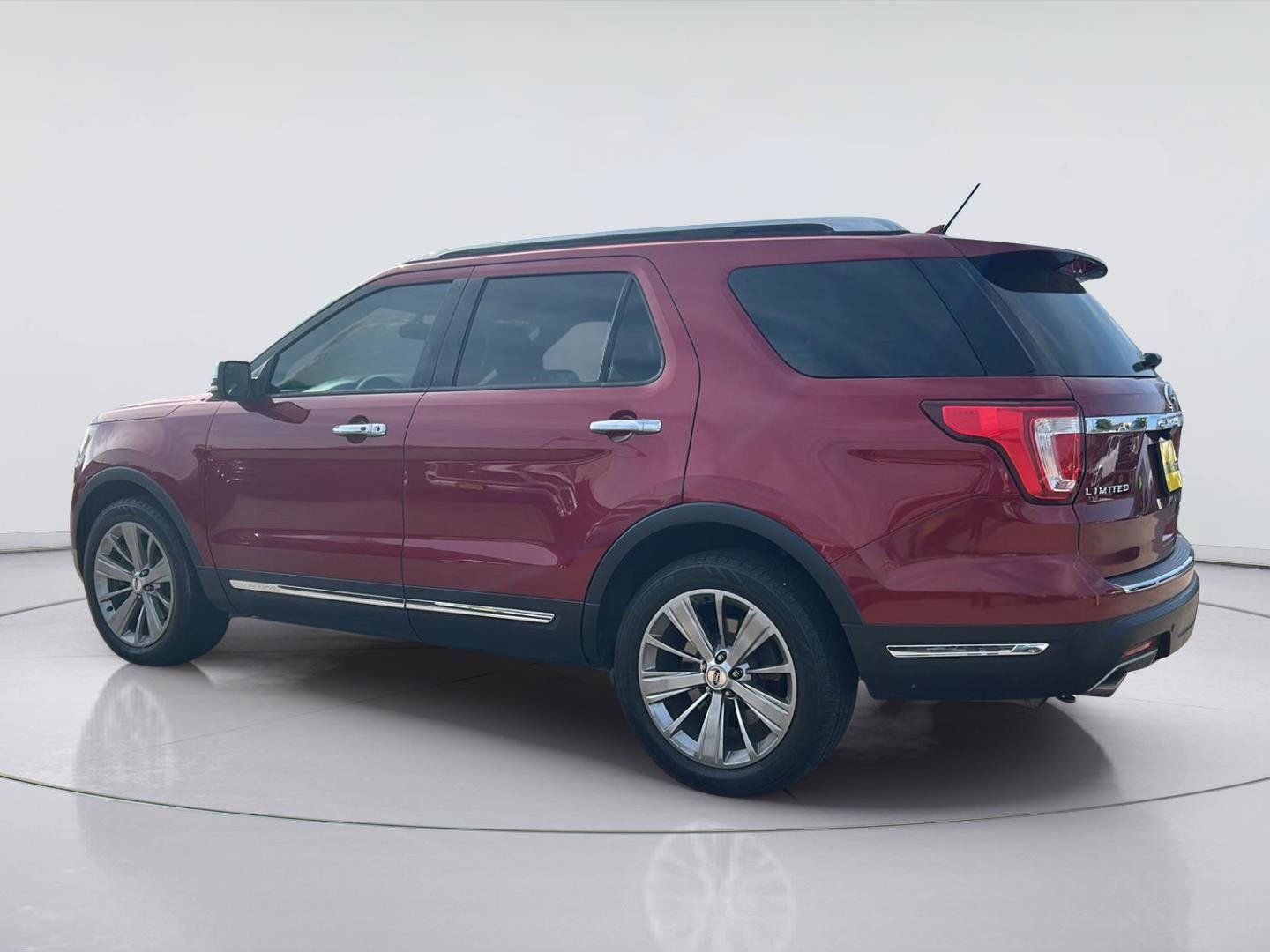 Used 2018 Ford Explorer Limited FWD image 6