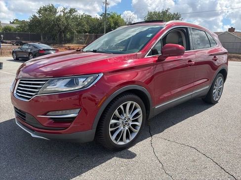 Used 2017 Lincoln MKC Reserve FWD image 7
