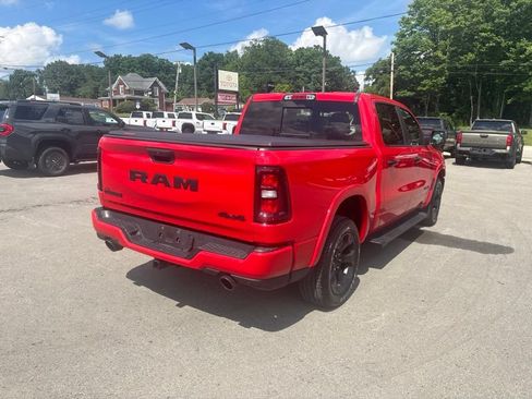 Used 2025 RAM 1500 Big Horn AWD/4WD image 3