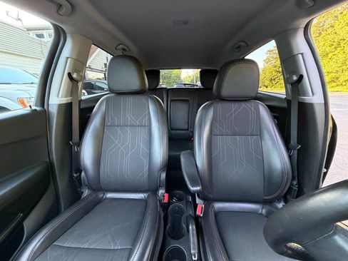 Used 2019 Chevrolet Trax LT w/ LT Convenience Package AWD/4WD image 22