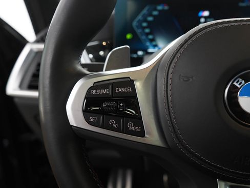 Used 2025 BMW X5 M60i AWD/4WD image 28