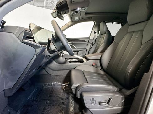 New 2025 Audi Q5 Prestige image 17