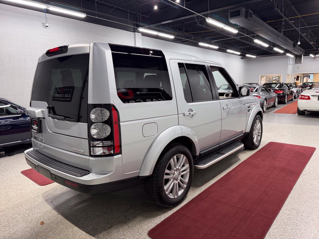 Used 2016 Land Rover LR4 HSE LUX AWD/4WD image 12