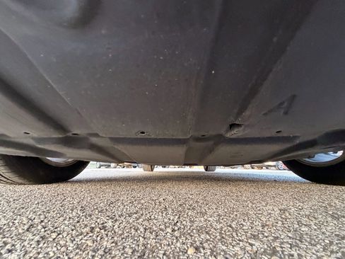 Used 2011 INFINITI G37 Journey w/ Premium Pkg image 10