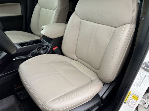 Used 2019 Ford Ranger Lariat w/ Equipment Group 501A Mid image 17