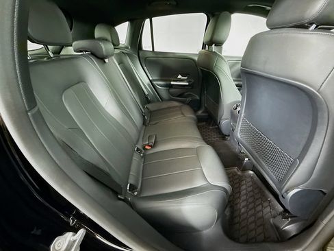 Used 2022 Mercedes-Benz GLA 250 4MATIC image 28
