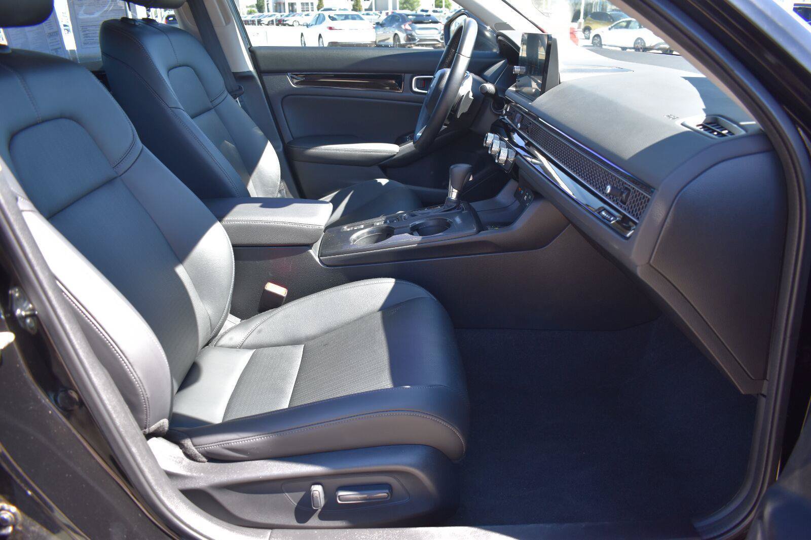 Used 2024 Honda Civic Touring image 16